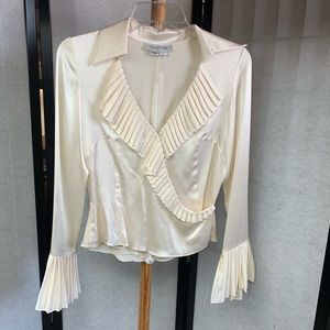 Kay Unger cream long sleeve ruffle blouse